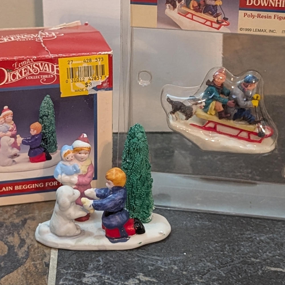 Lemax Vintage Christmas Village Accessory Figurines Lot Of Two